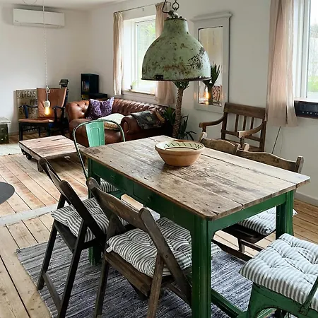 Rustic Beauty In Thy's Dramatic Nature Casa de Férias