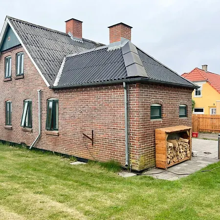 Rustic Beauty In Thy's Dramatic Nature Casa de Férias