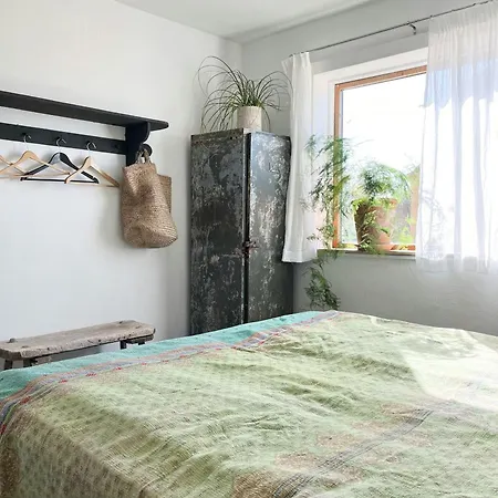 Rustic Beauty In Thy's Dramatic Nature *